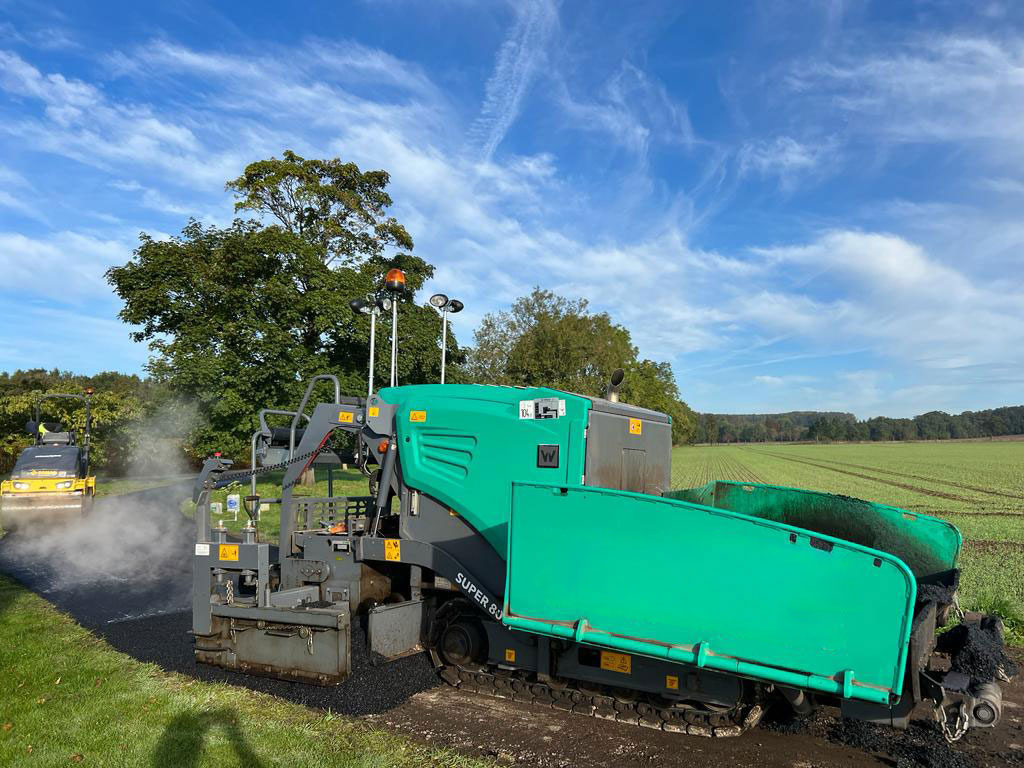 Vogele Super 800i - Paver aspal: gambar 4 Vogele Super 800i - Paver aspal: gambar 4