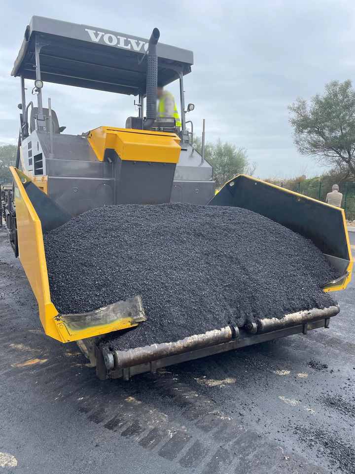 Volvo ABG 8820B - Paver aspal: gambar 5 Volvo ABG 8820B - Paver aspal: gambar 5