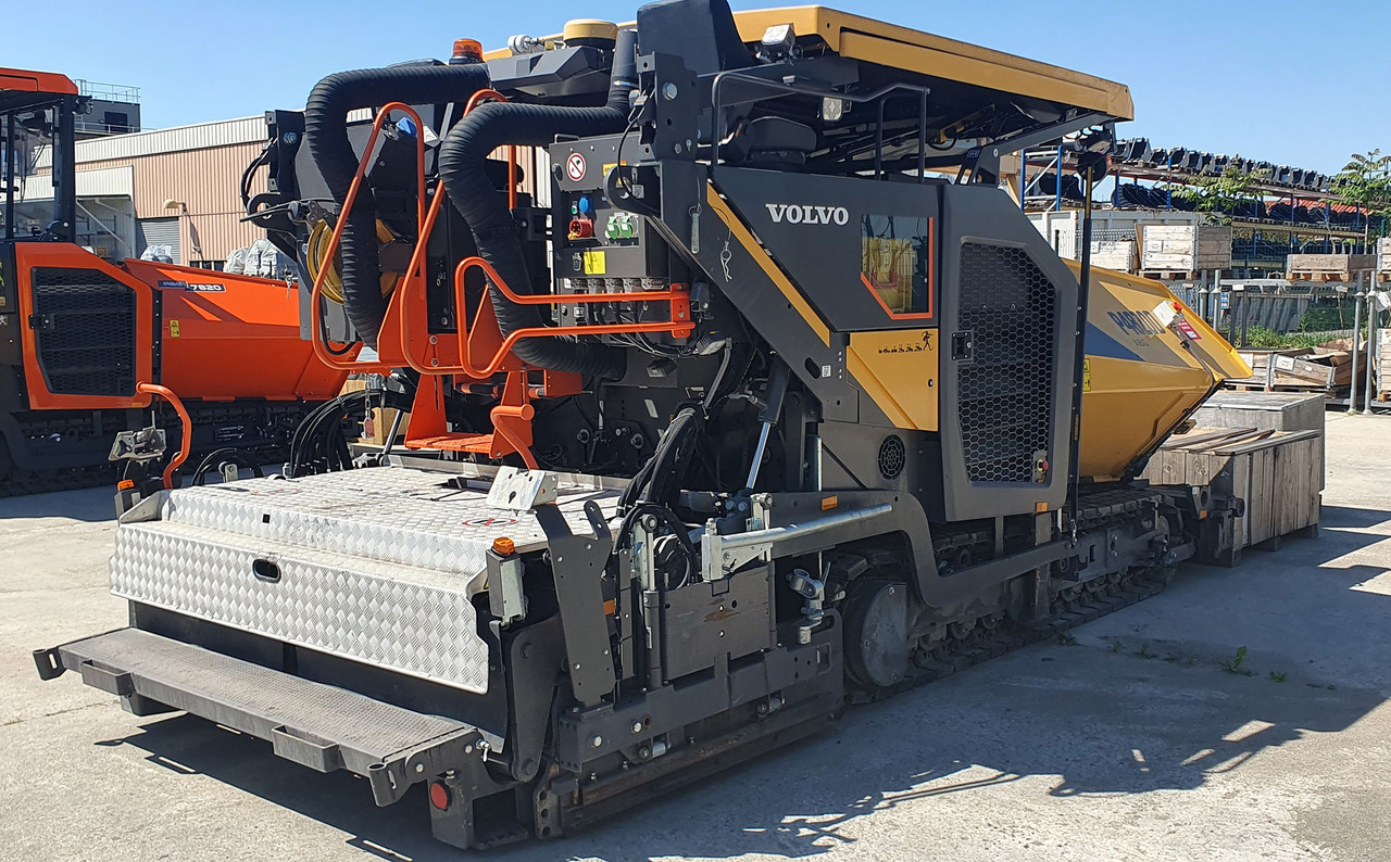 Volvo ABG P4820D - Paver aspal: gambar 5 Volvo ABG P4820D - Paver aspal: gambar 5