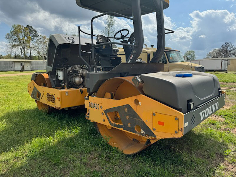 Volvo DD140C - Roller: gambar 2 Volvo DD140C - Roller: gambar 2