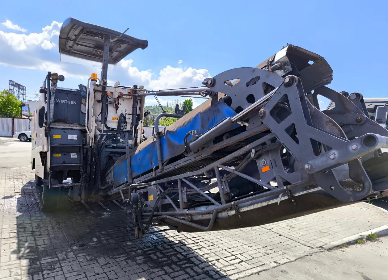 Wirtgen W 100 Ri - Mesin penggilingan jalan: gambar 4 Wirtgen W 100 Ri - Mesin penggilingan jalan: gambar 4