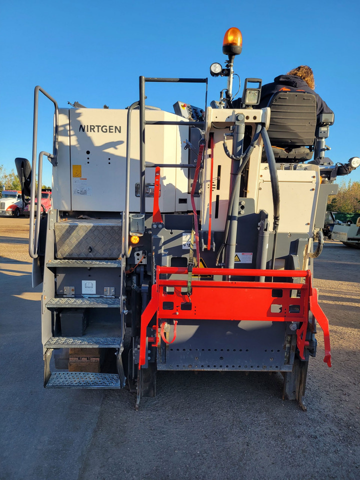 Wirtgen W 120 CFI - Mesin penggilingan jalan: gambar 5 Wirtgen W 120 CFI - Mesin penggilingan jalan: gambar 5