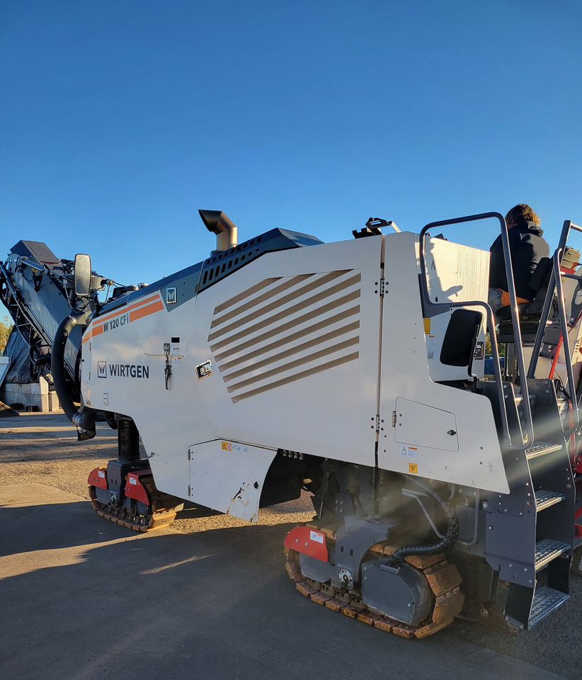 Wirtgen W 120 CFI - Mesin penggilingan jalan: gambar 1 Wirtgen W 120 CFI - Mesin penggilingan jalan: gambar 1