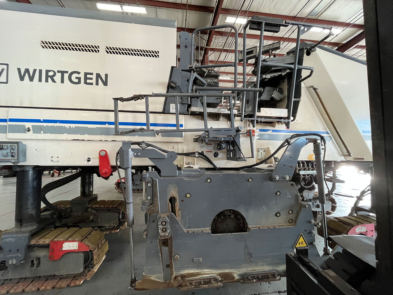 Wirtgen W 210 i - Mesin penggilingan jalan: gambar 4 Wirtgen W 210 i - Mesin penggilingan jalan: gambar 4
