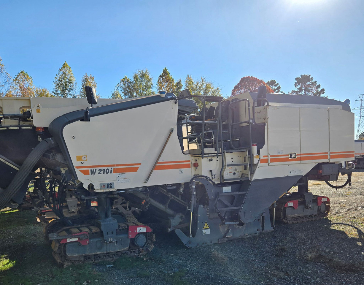 Wirtgen W 210 i - Mesin penggilingan jalan: gambar 4 Wirtgen W 210 i - Mesin penggilingan jalan: gambar 4