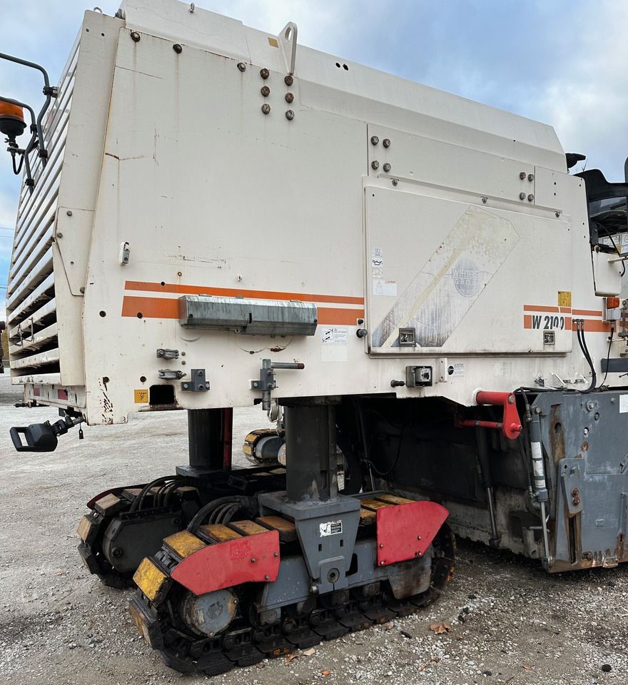 Wirtgen W 2100 - Mesin penggilingan jalan: gambar 2 Wirtgen W 2100 - Mesin penggilingan jalan: gambar 2