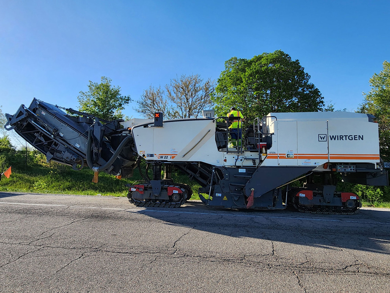 Wirtgen W 220 I - Mesin penggilingan jalan: gambar 1 Wirtgen W 220 I - Mesin penggilingan jalan: gambar 1