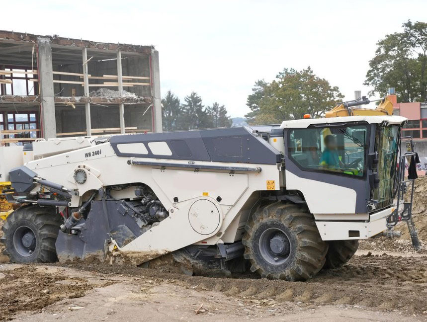 Wirtgen WR 240 i S-Pack - Stabilisator tanah: gambar 2 Wirtgen WR 240 i S-Pack - Stabilisator tanah: gambar 2
