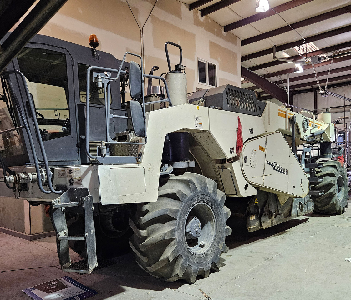 Wirtgen WR 2400 - Stabilisator tanah: gambar 3 Wirtgen WR 2400 - Stabilisator tanah: gambar 3
