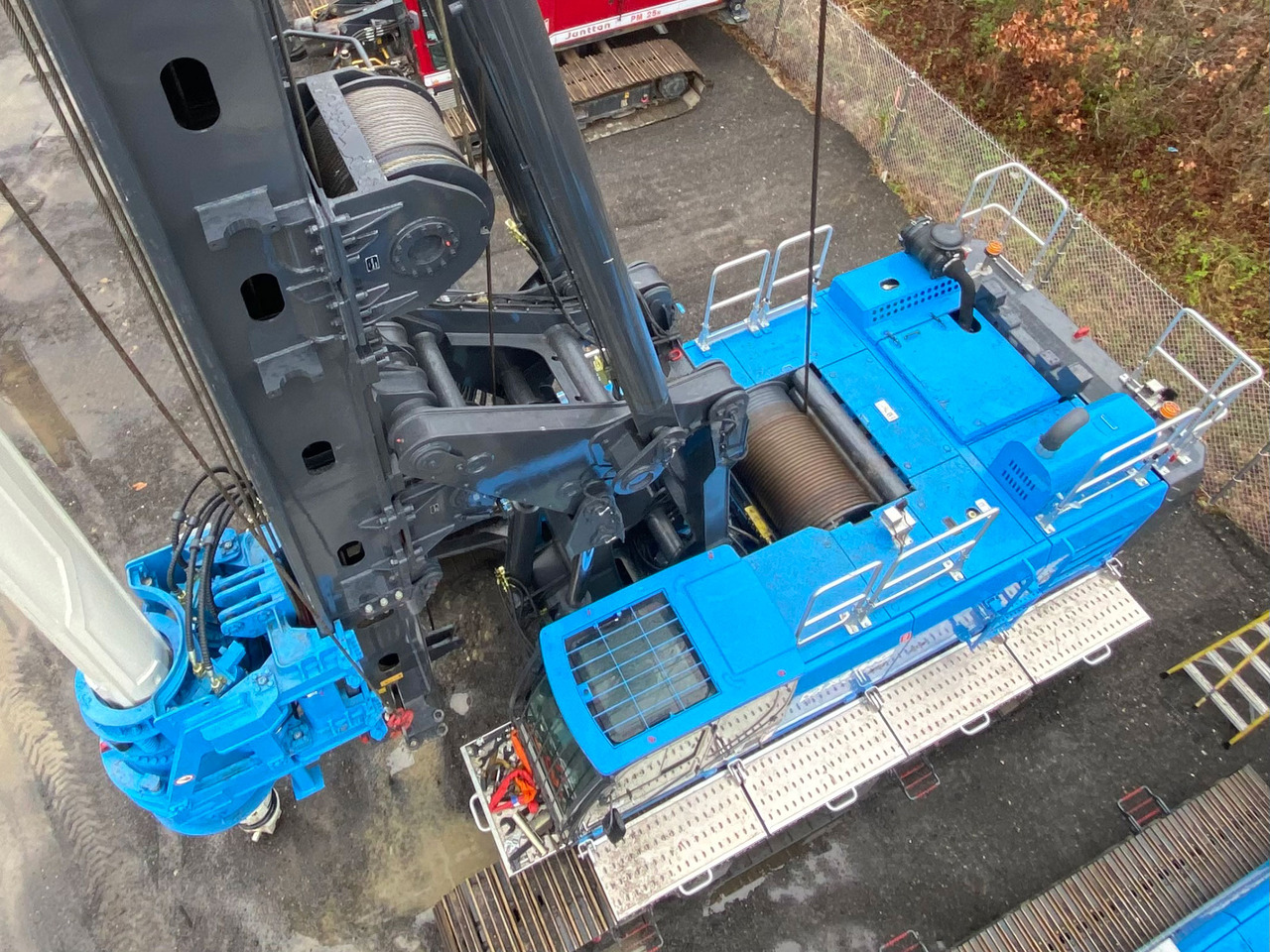 XCMG XC-85 - Sopir tumpukan: gambar 4 XCMG XC-85 - Sopir tumpukan: gambar 4