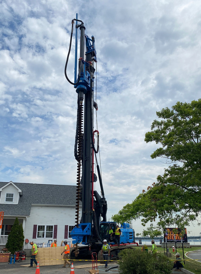 XCMG XC-85 - Sopir tumpukan: gambar 2 XCMG XC-85 - Sopir tumpukan: gambar 2