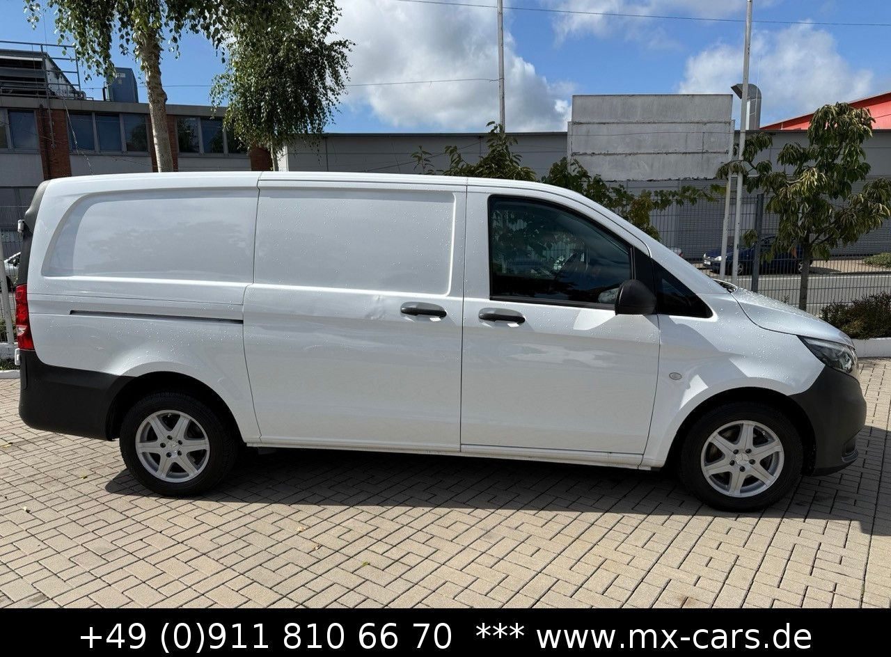 Mercedes-Benz Vito 111 CDi lang Kasten Klima Tempomat 3 Sitze - Van kecil: gambar 4 Mercedes-Benz Vito 111 CDi lang Kasten Klima Tempomat 3 Sitze - Van kecil: gambar 4