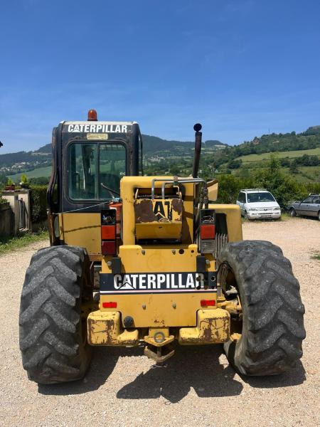 Caterpillar th62 - Telehandler: gambar 3 Caterpillar th62 - Telehandler: gambar 3