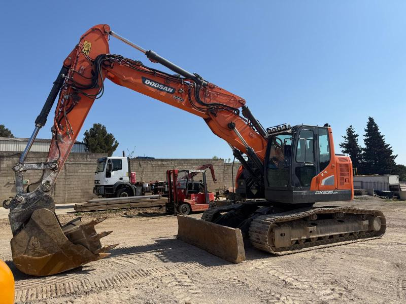 Doosan DX235LCR - Ekskavator perayap: gambar 1 Doosan DX235LCR - Ekskavator perayap: gambar 1