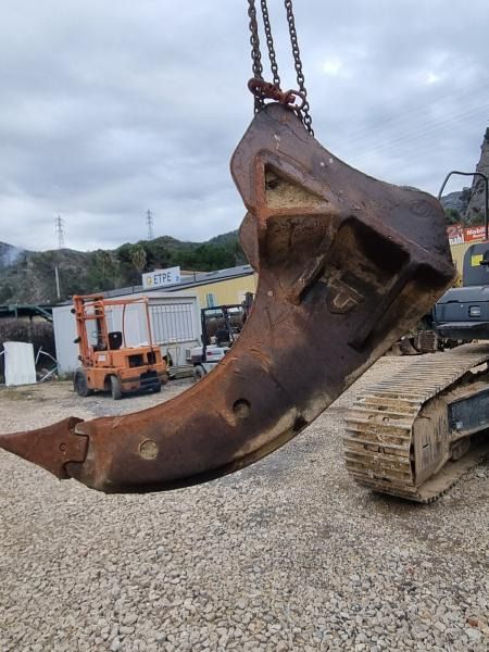 TREVI BENNE POUR PELLE DE 30T - Ripper: gambar 1 TREVI BENNE POUR PELLE DE 30T - Ripper: gambar 1