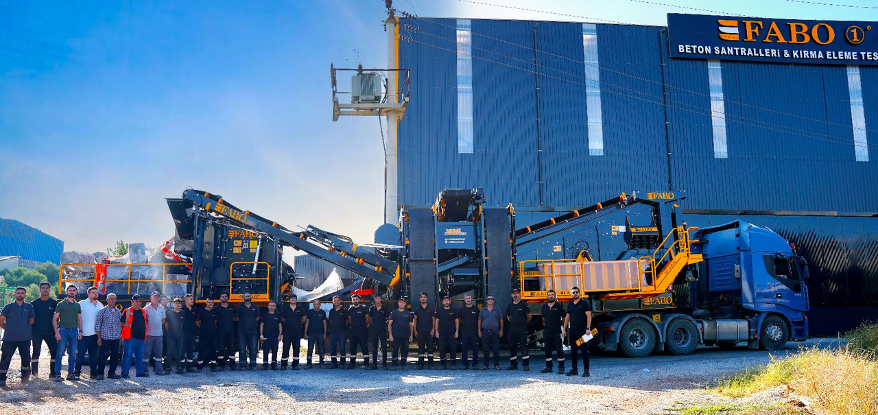 FABO MDMK-03 SERIES 250-350 TPH MOBILE CRUSHING & SCREENING PLANT - Tanaman penghancur mobil: gambar 2 FABO MDMK-03 SERIES 250-350 TPH MOBILE CRUSHING & SCREENING PLANT - Tanaman penghancur mobil: gambar 2