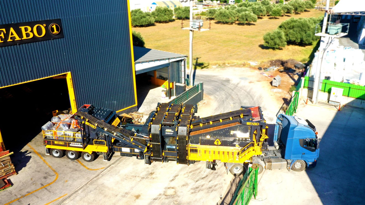 FABO MDMK-03 SERIES 250-350 TPH MOBILE CRUSHING & SCREENING PLANT - Tanaman penghancur mobil: gambar 5 FABO MDMK-03 SERIES 250-350 TPH MOBILE CRUSHING & SCREENING PLANT - Tanaman penghancur mobil: gambar 5
