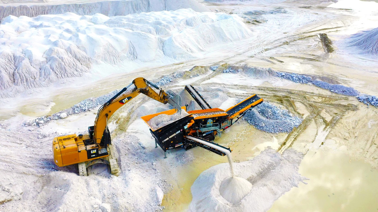 FABO Mobile crusher - Tanaman penghancur mobil: gambar 5 FABO Mobile crusher - Tanaman penghancur mobil: gambar 5