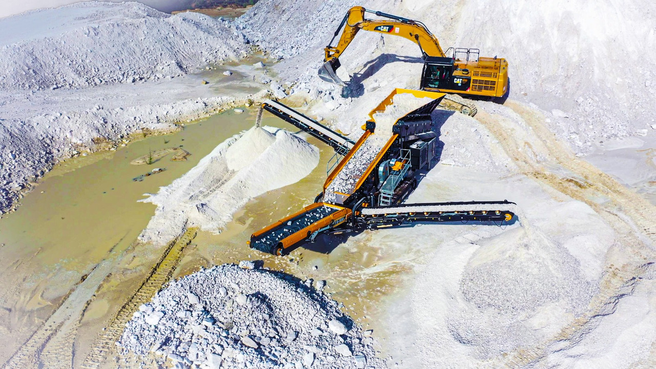 FABO Mobile crusher - Tanaman penghancur mobil: gambar 3 FABO Mobile crusher - Tanaman penghancur mobil: gambar 3