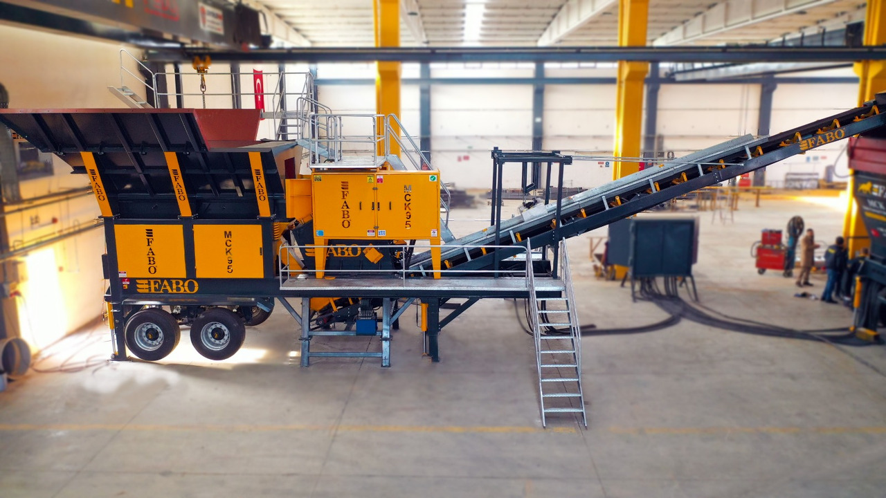 FABO Mobile crusher - Tanaman penghancur mobil: gambar 5 FABO Mobile crusher - Tanaman penghancur mobil: gambar 5