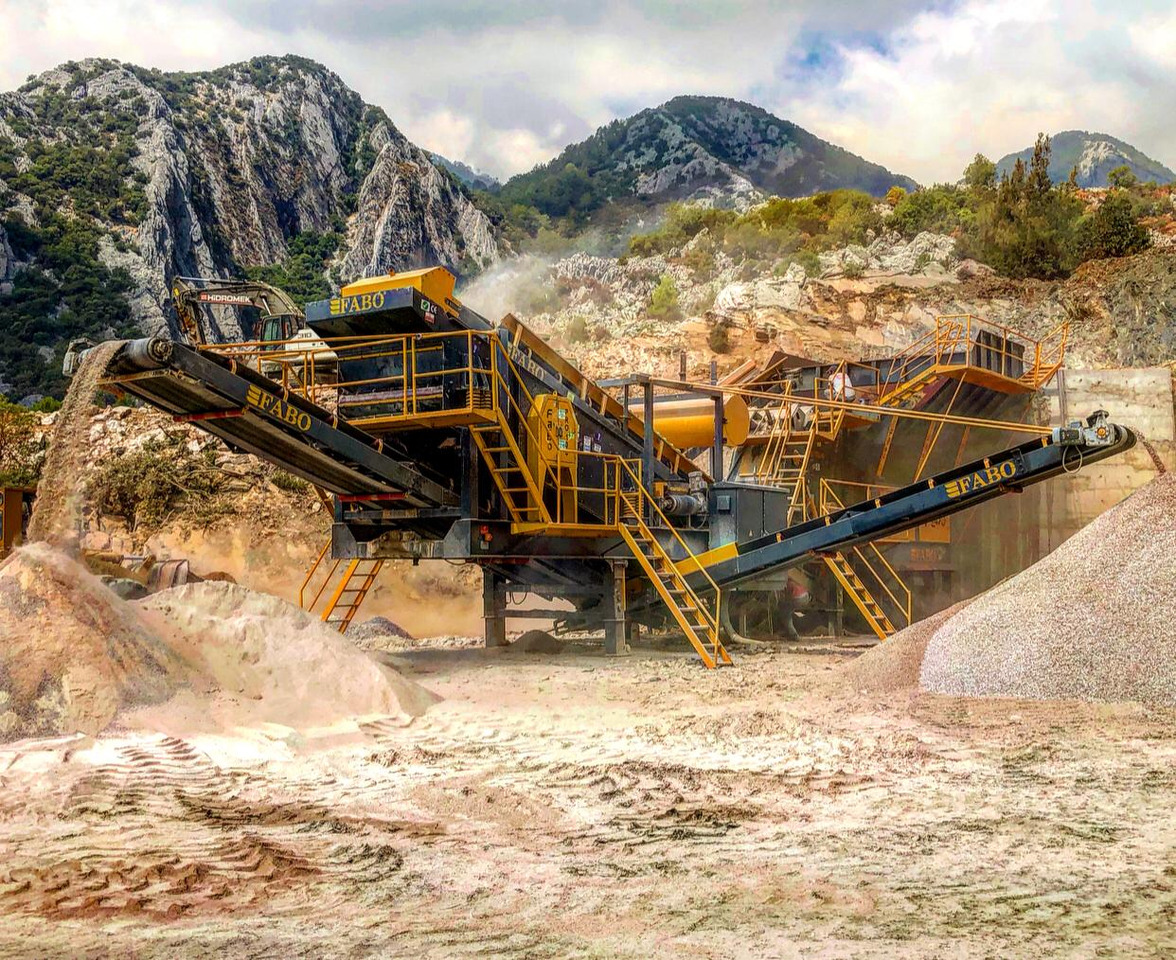 FABO Mobile crusher - Tanaman penghancur mobil: gambar 1 FABO Mobile crusher - Tanaman penghancur mobil: gambar 1