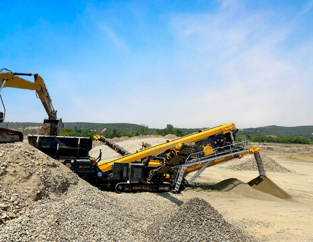 FABO Mobile crusher - Tanaman penghancur mobil: gambar 4 FABO Mobile crusher - Tanaman penghancur mobil: gambar 4