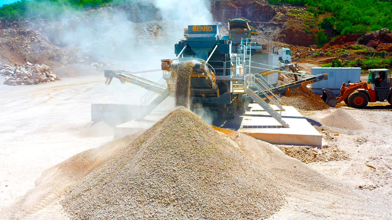 FABO Mobile crusher - Tanaman penghancur mobil: gambar 5 FABO Mobile crusher - Tanaman penghancur mobil: gambar 5