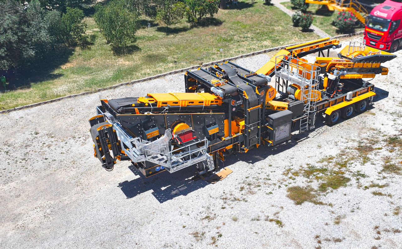 FABO Mobile crusher - Tanaman penghancur mobil: gambar 3 FABO Mobile crusher - Tanaman penghancur mobil: gambar 3