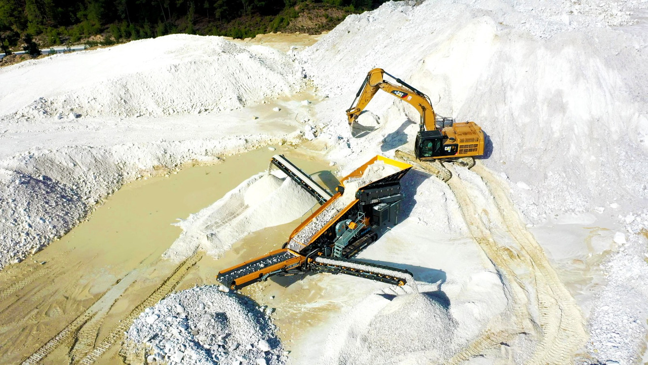 FABO Mobile crusher - Tanaman penghancur mobil: gambar 5 FABO Mobile crusher - Tanaman penghancur mobil: gambar 5