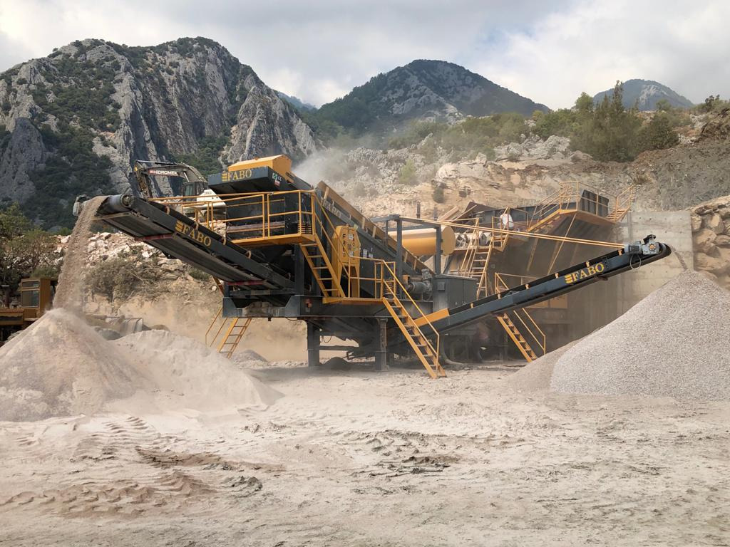 FABO PRO-100 MOBILE CRUSHING & SCREENING PLANT - Tanaman penghancur mobil: gambar 4 FABO PRO-100 MOBILE CRUSHING & SCREENING PLANT - Tanaman penghancur mobil: gambar 4