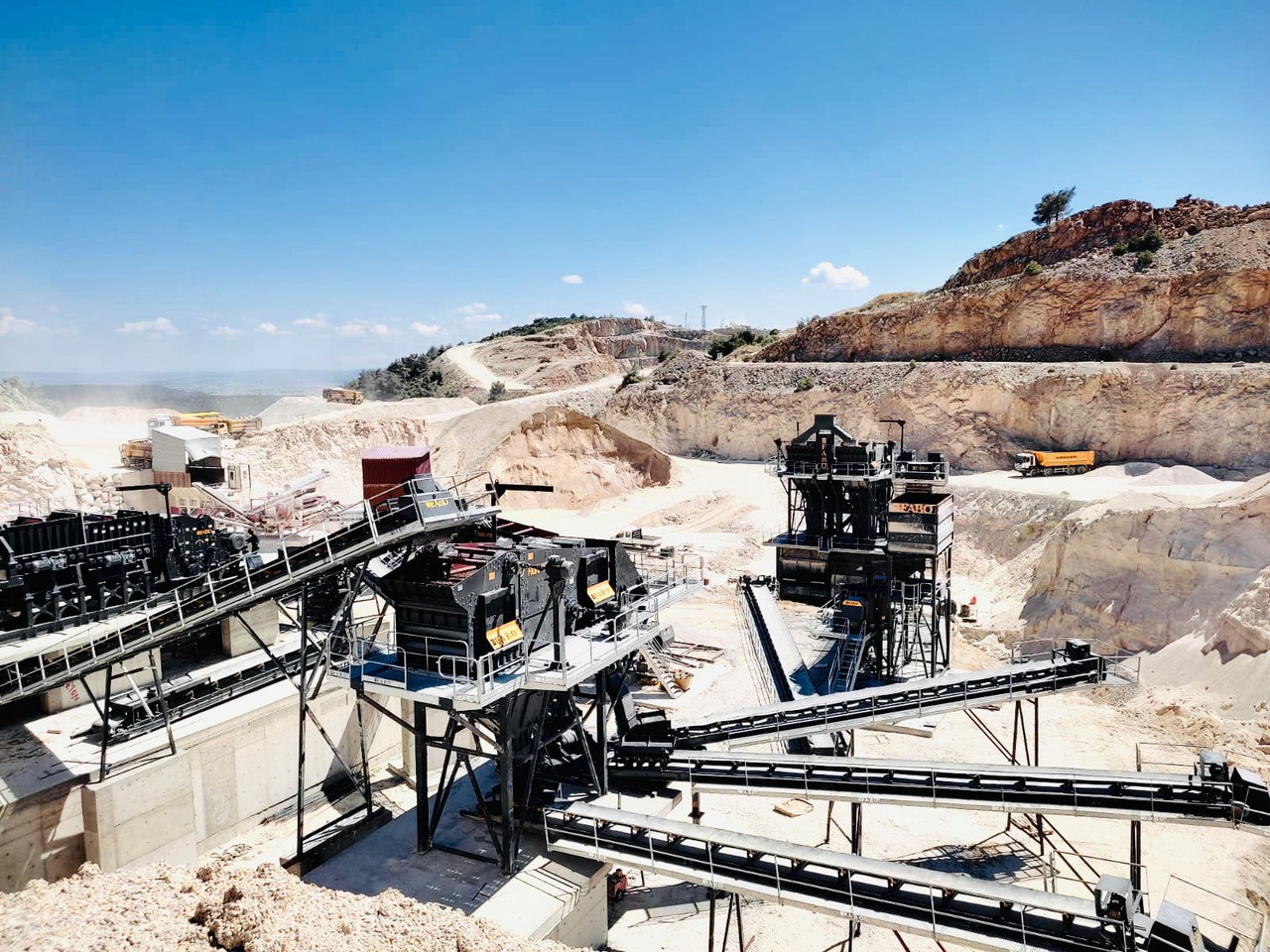 FABO crusher - stone crusher - Tanaman penghancur: gambar 3 FABO crusher - stone crusher - Tanaman penghancur: gambar 3