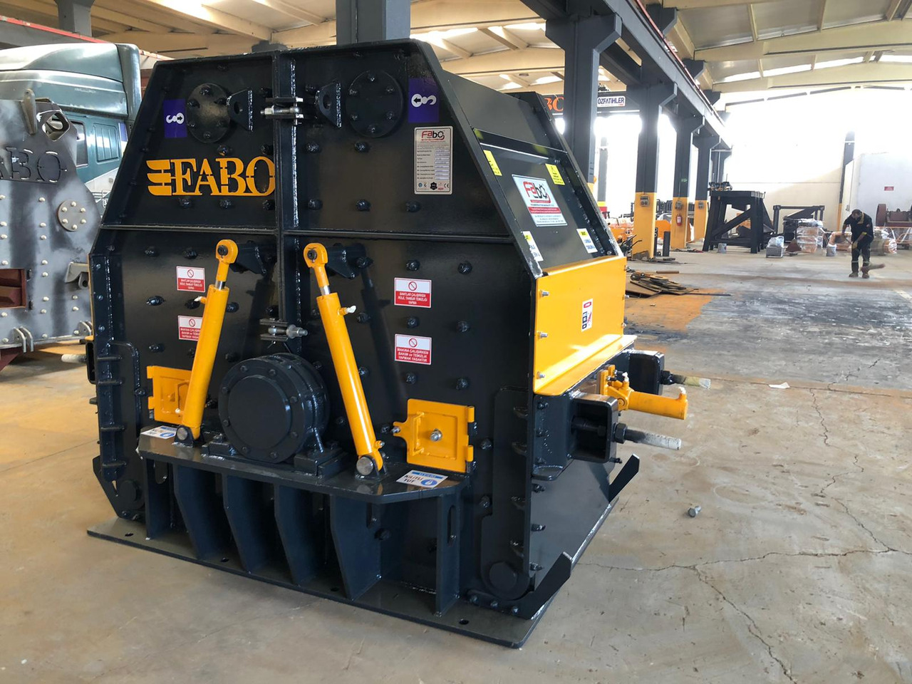 FABO impact crusher - Penghancur dampak: gambar 2 FABO impact crusher - Penghancur dampak: gambar 2