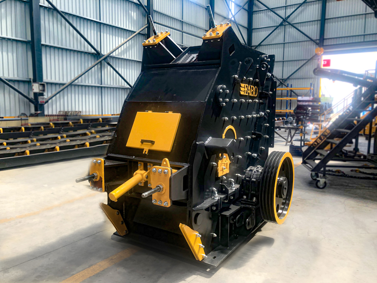 FABO impact crusher - Penghancur dampak: gambar 2 FABO impact crusher - Penghancur dampak: gambar 2