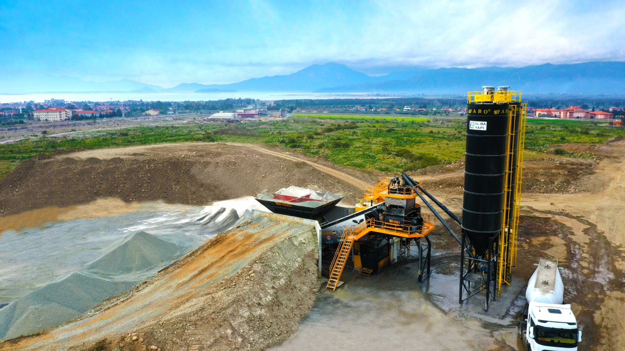 FABO mobile concrete batching plant - Pabrik beton: gambar 2 FABO mobile concrete batching plant - Pabrik beton: gambar 2