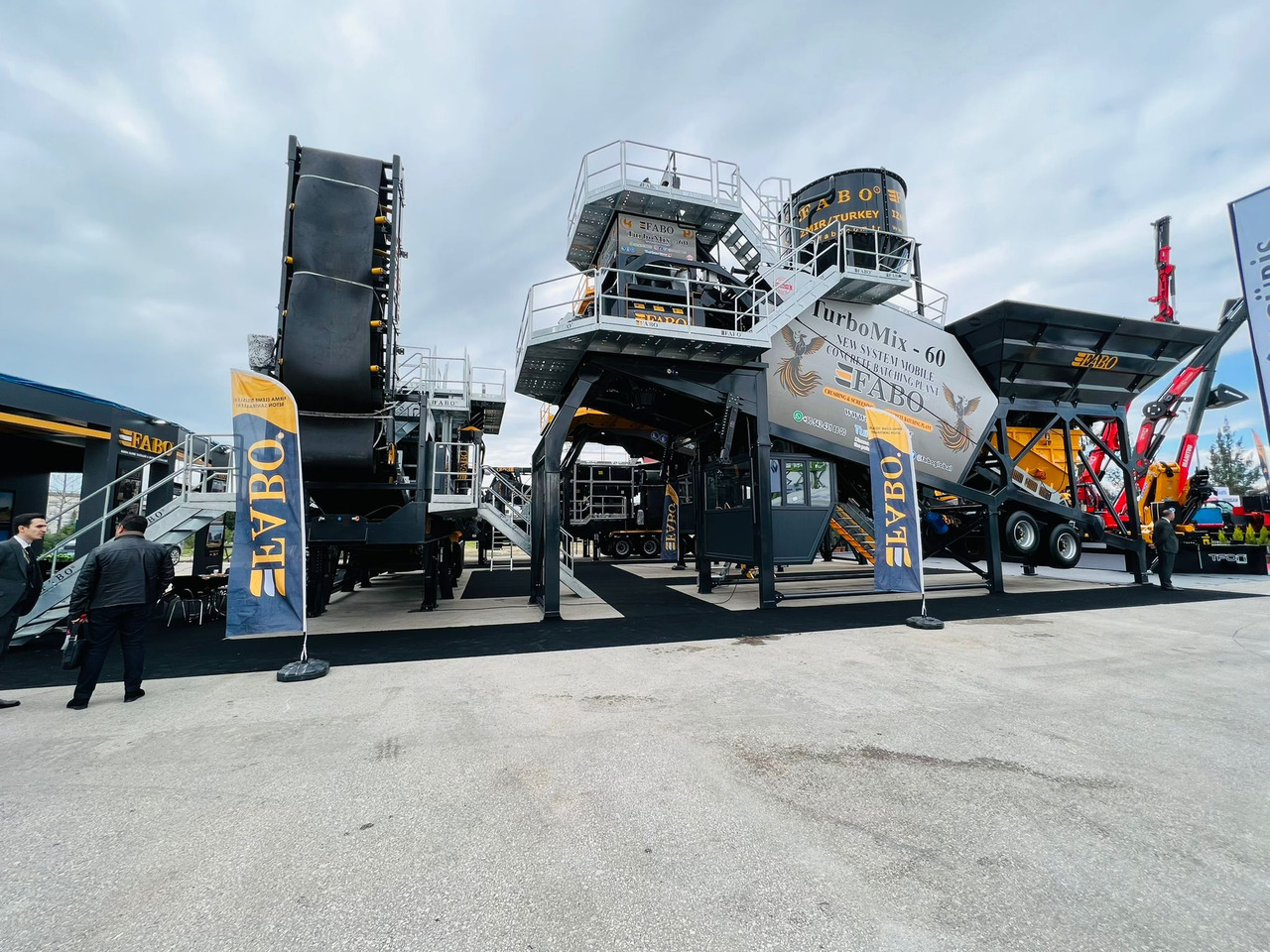 FABO mobile concrete batching plant - Pabrik beton: gambar 2 FABO mobile concrete batching plant - Pabrik beton: gambar 2