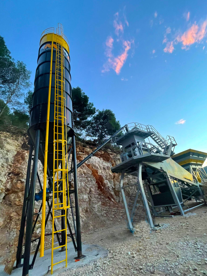 FABO mobile concrete batching plant - Pabrik beton: gambar 2 FABO mobile concrete batching plant - Pabrik beton: gambar 2