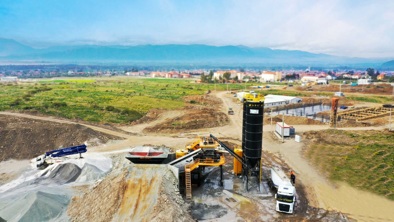 FABO mobile concrete batching plant - Pabrik beton: gambar 4 FABO mobile concrete batching plant - Pabrik beton: gambar 4