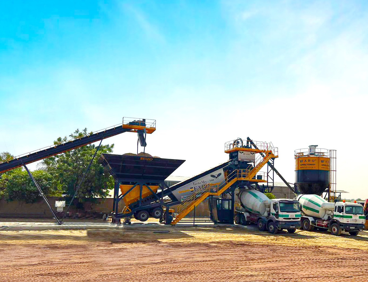 FABO mobile concrete batching plant - Pabrik beton: gambar 2 FABO mobile concrete batching plant - Pabrik beton: gambar 2
