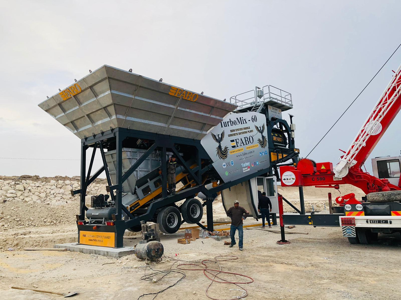 FABO mobile concrete batching plant - Pabrik beton: gambar 3 FABO mobile concrete batching plant - Pabrik beton: gambar 3