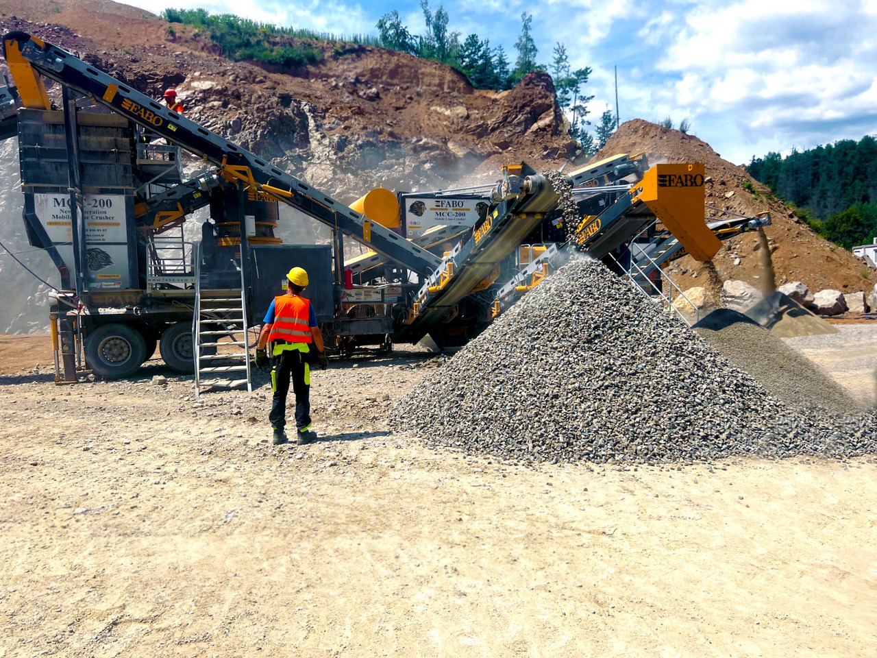 FABO mobile cone crusher - Penghancur kerucut: gambar 5 FABO mobile cone crusher - Penghancur kerucut: gambar 5