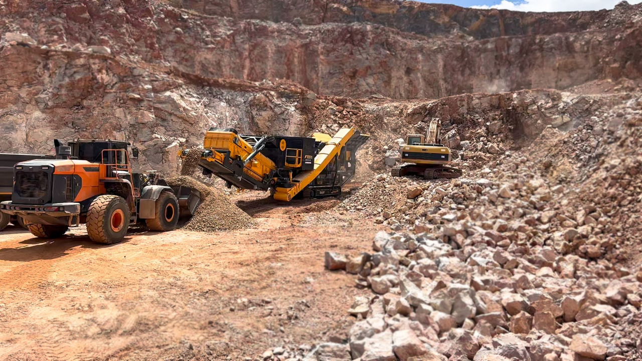Penghancur dampak baru FABO mobile impact crusher: gambar 5