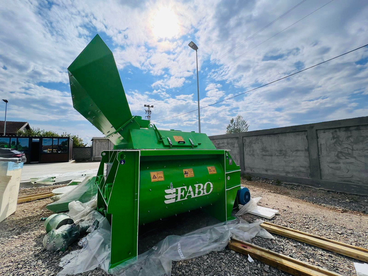 FABO twin shaft mixer - Pengaduk semen: gambar 2 FABO twin shaft mixer - Pengaduk semen: gambar 2