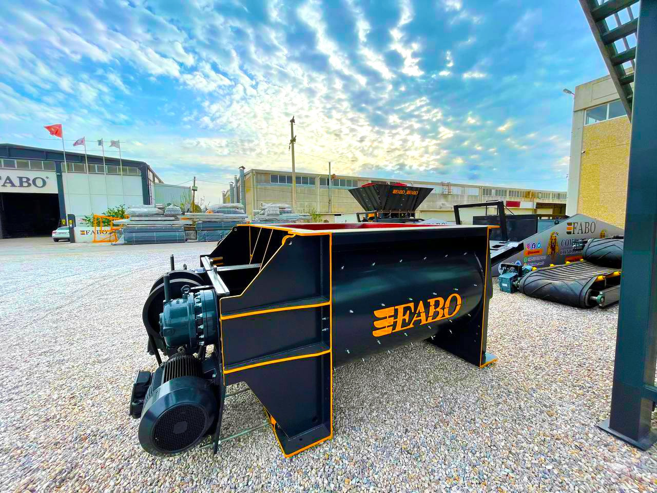 FABO twin shaft mixer - Pengaduk semen: gambar 1 FABO twin shaft mixer - Pengaduk semen: gambar 1