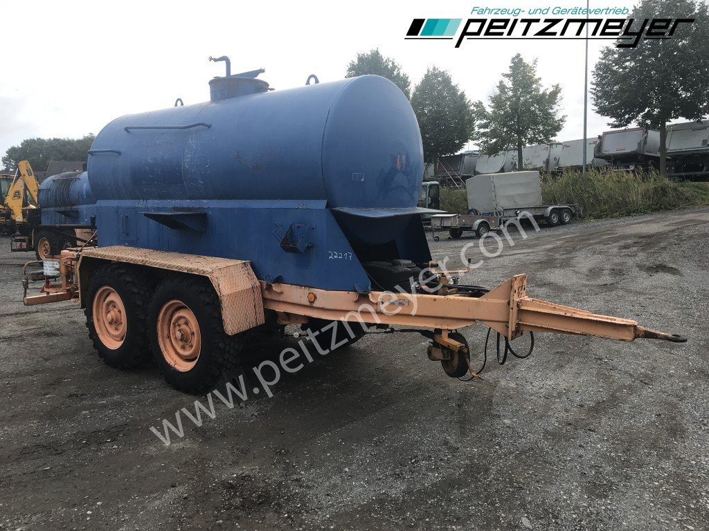 BATHE TANDEMANHÄNGER Bitum / Teerkocher 3,5 m³ Hatz Diesel-Motor 1 B 40 - Aspal sprayer: gambar 4 BATHE TANDEMANHÄNGER Bitum / Teerkocher 3,5 m³ Hatz Diesel-Motor 1 B 40 - Aspal sprayer: gambar 4