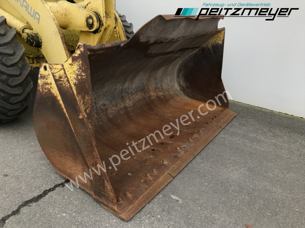 FURUKAWA RADLADER 325 Klima - Wheel loader: gambar 5 FURUKAWA RADLADER 325 Klima - Wheel loader: gambar 5