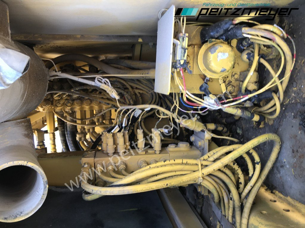 Ekskavator perayap KOMATSU KETTENBAGGER PC 180 LC - 6K: gambar 26