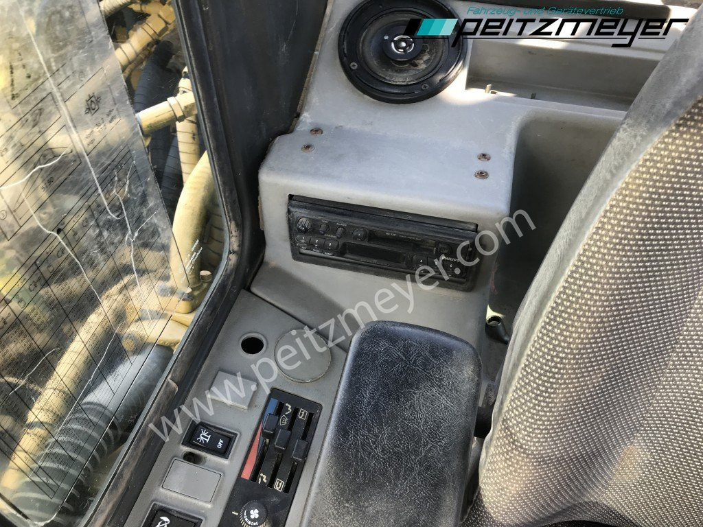Ekskavator perayap KOMATSU KETTENBAGGER PC 180 LC - 6K: gambar 13