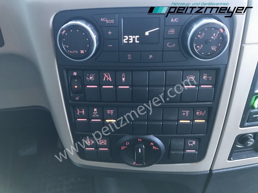Truk berpendingin MAN TGX 26.540 FLL Tiefkühlkoffer: gambar 14
