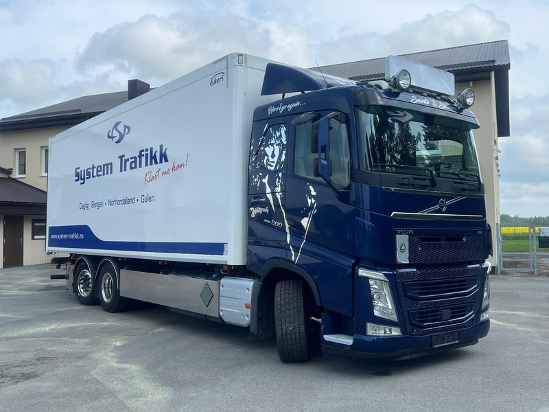 Volvo FH500 6X2*4 -OPEN SIDE -RETARDER -CARRIER SUPRA 1150 - Truk berpendingin: gambar 4 Volvo FH500 6X2*4 -OPEN SIDE -RETARDER -CARRIER SUPRA 1150 - Truk berpendingin: gambar 4