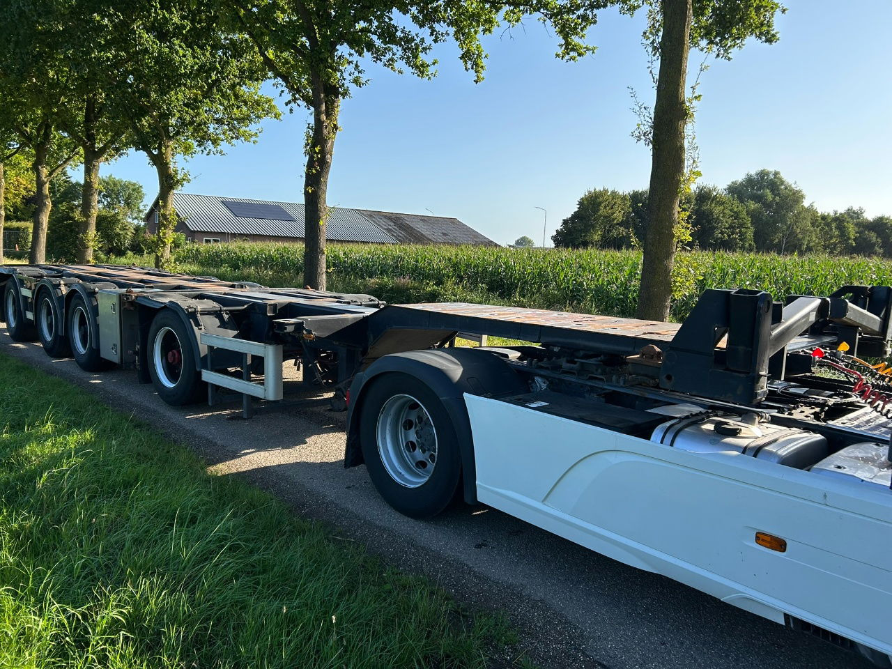 Nooteboom D-tec CT-53-04D combi chassis apk/tuf 9-2025 gvw 53000 kg - Semi-trailer pengangkut mobil: gambar 5 Nooteboom D-tec CT-53-04D combi chassis apk/tuf 9-2025 gvw 53000 kg - Semi-trailer pengangkut mobil: gambar 5